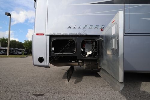 2022 Tiffin Motor Homes Allegro Red 37BA