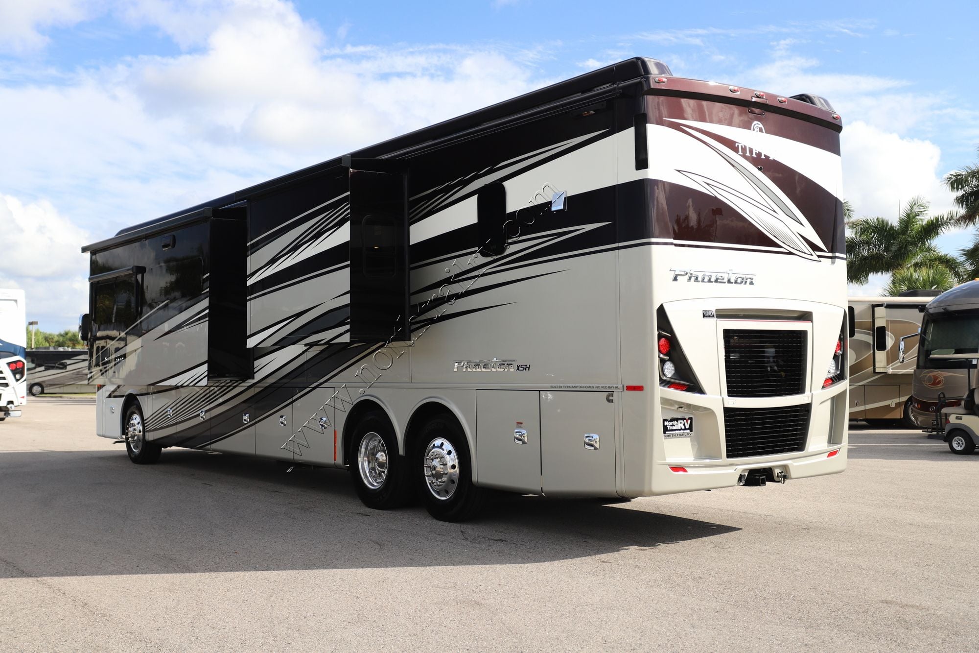 New 2026 Tiffin Motor Homes Phaeton 44OH Class A  For Sale