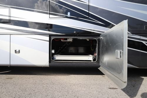 2022 Tiffin Motor Homes Allegro Red 37BA