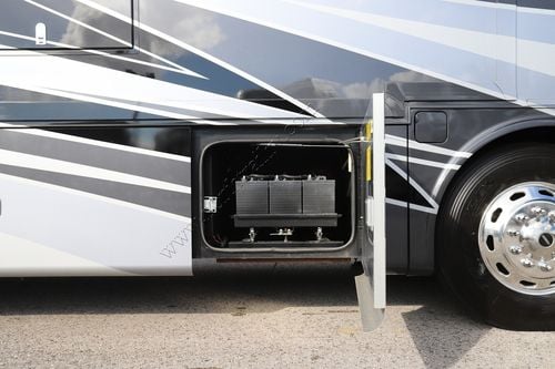 2022 Tiffin Motor Homes Allegro Red 37BA