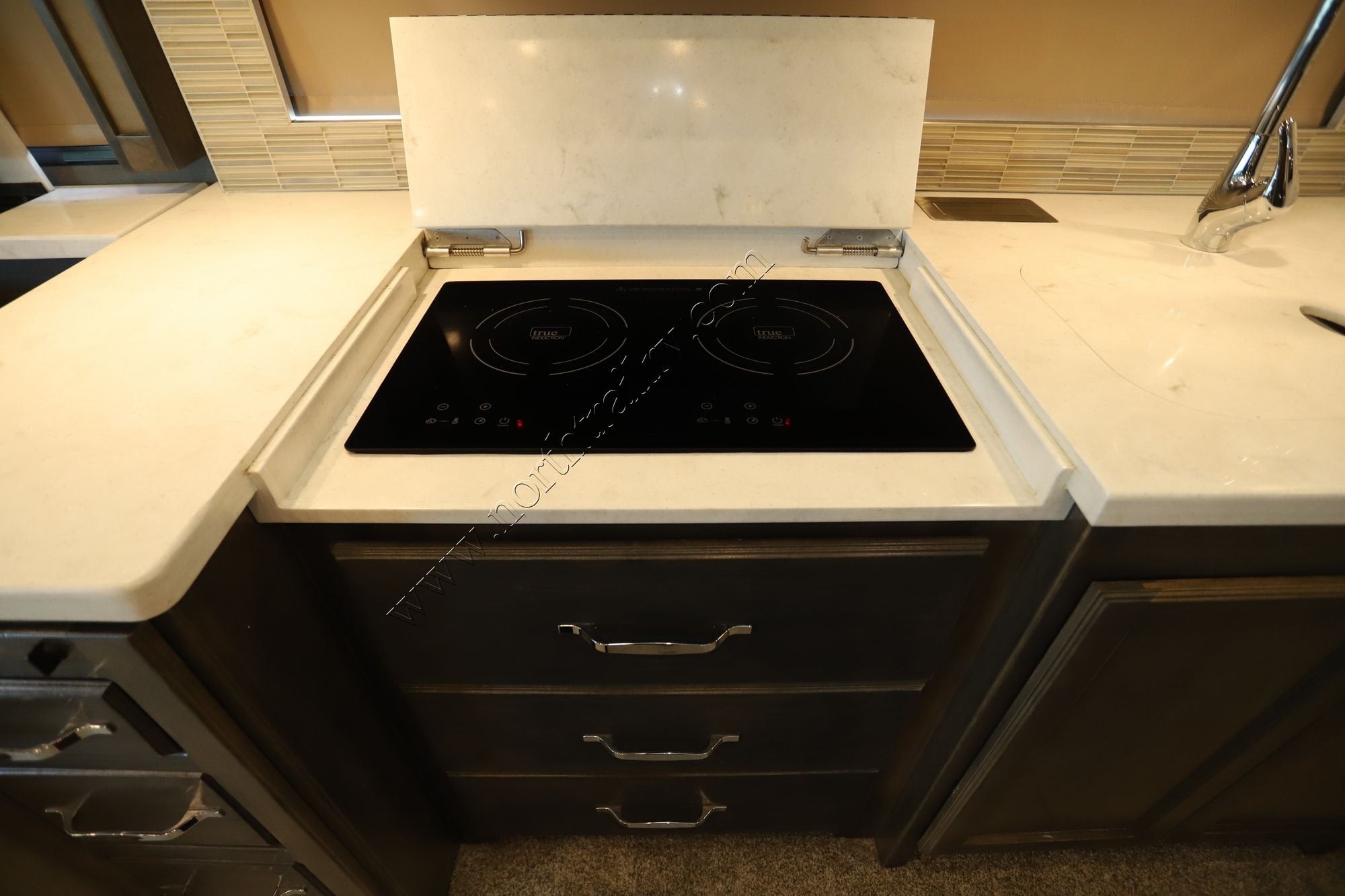 Used 2022 Tiffin Motor Homes Allegro Red 37BA Class A  For Sale