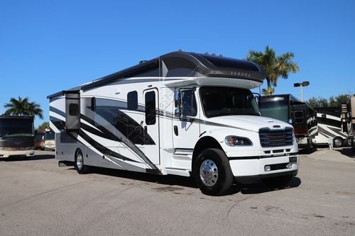 2026 Renegade Rv Verona 40VRB