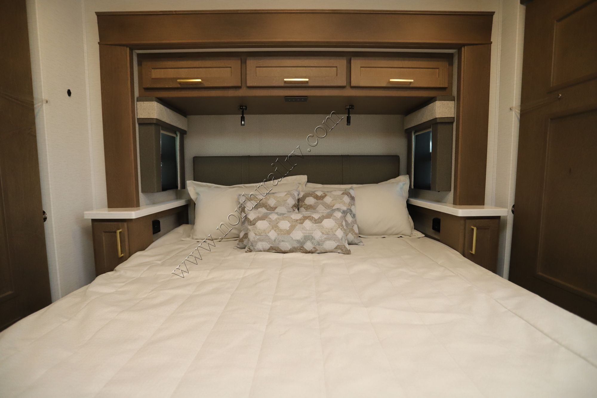 New 2026 Renegade Rv Valencia 39RB Super C  For Sale