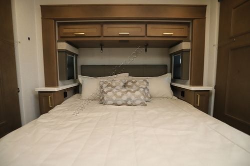 2026 Renegade Rv Valencia 39RB