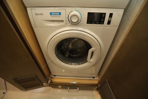 2026 Newmar Essex 4551