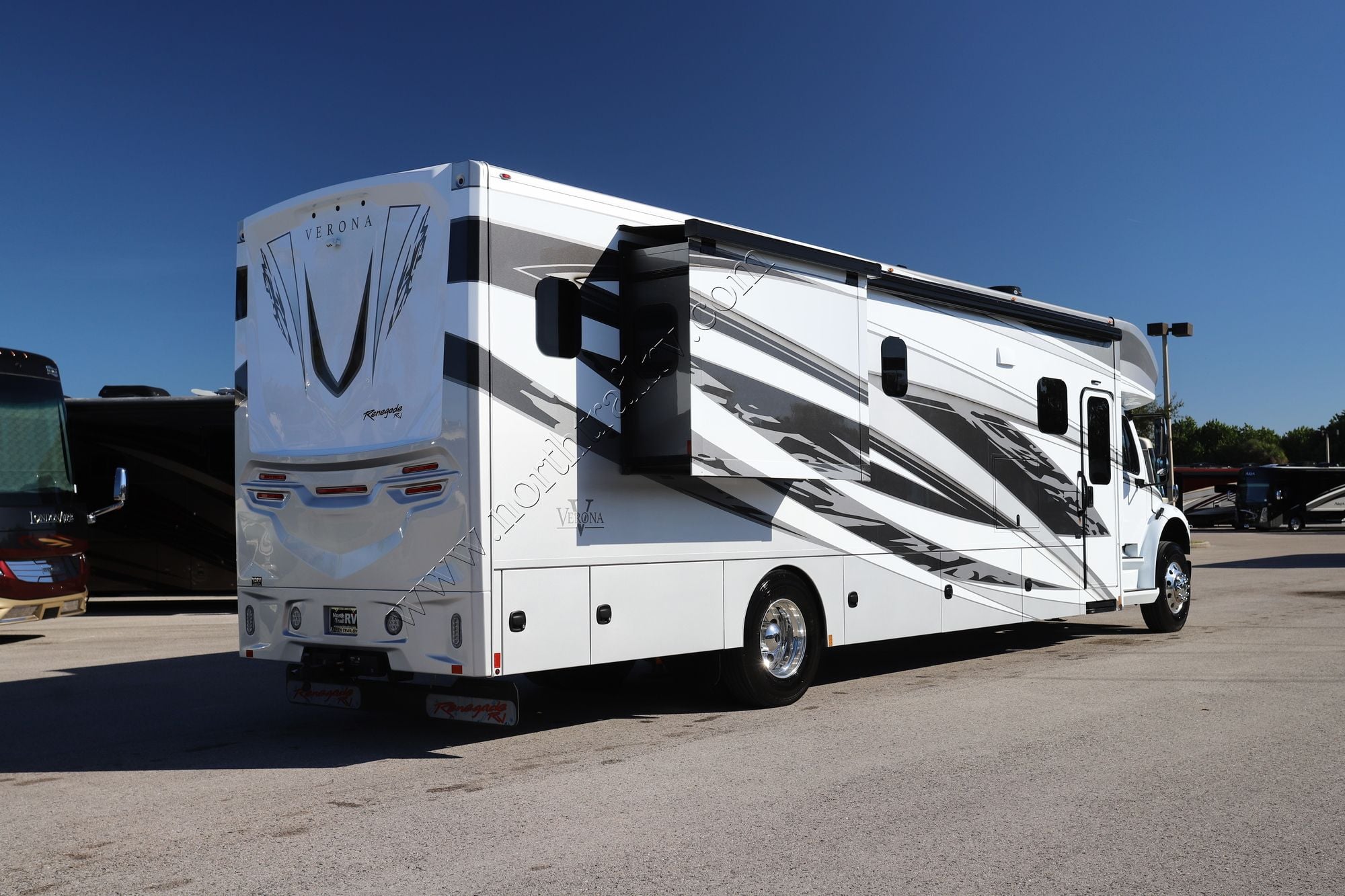 New 2026 Renegade Rv Verona 40VRB Super C  For Sale
