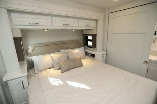 2026 Renegade Rv Verona 40VRB