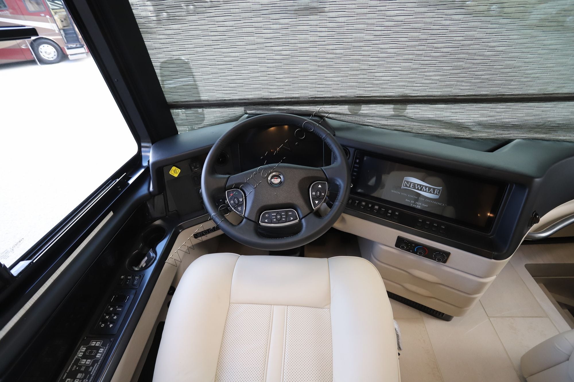 New 2026 Newmar Essex 4551 Class A  For Sale