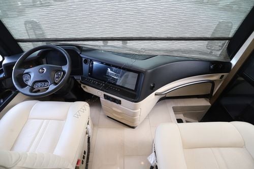 2026 Newmar Essex 4551