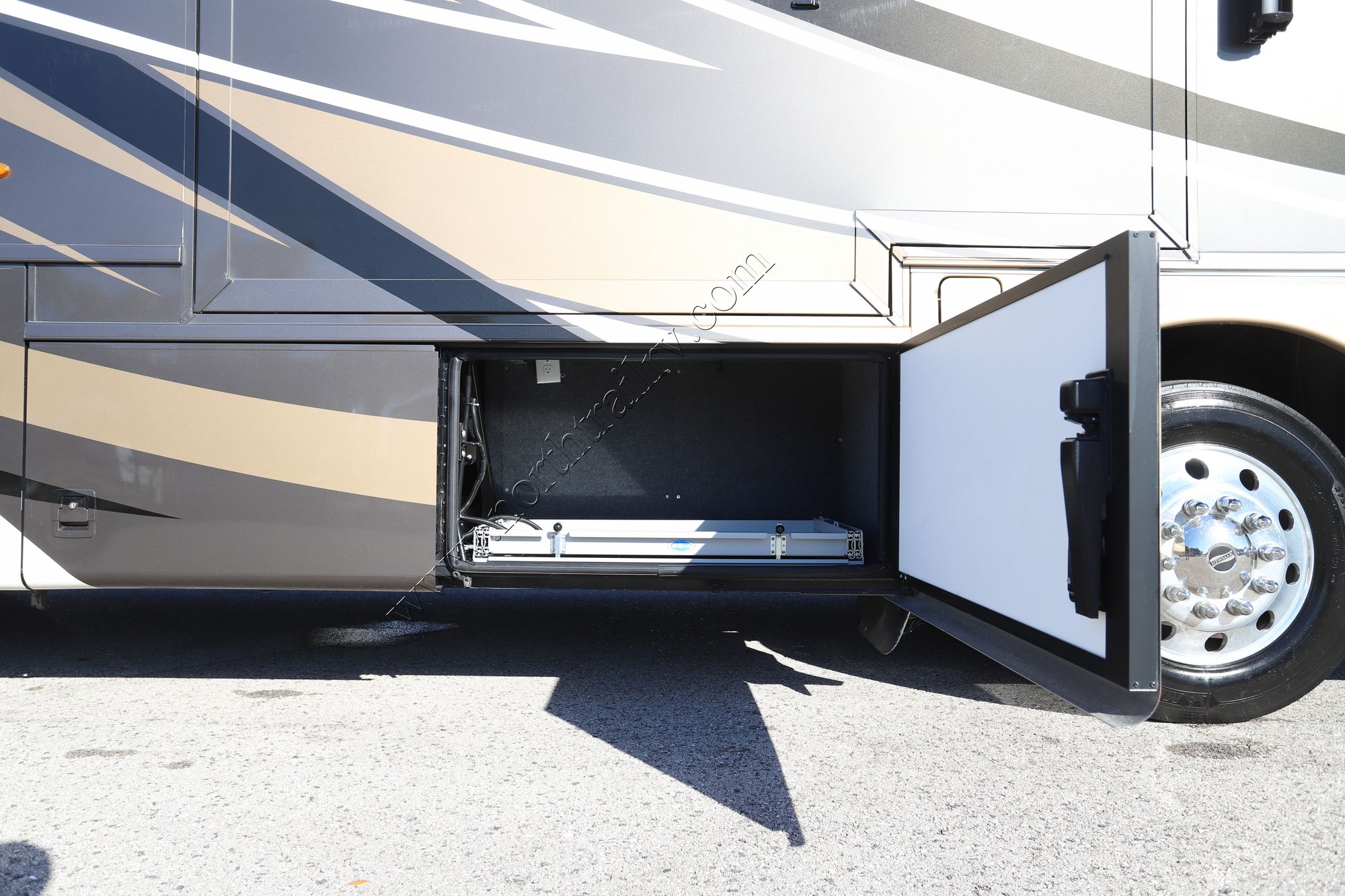 Used 2021 Newmar Kountry Star 3426 Class A  For Sale