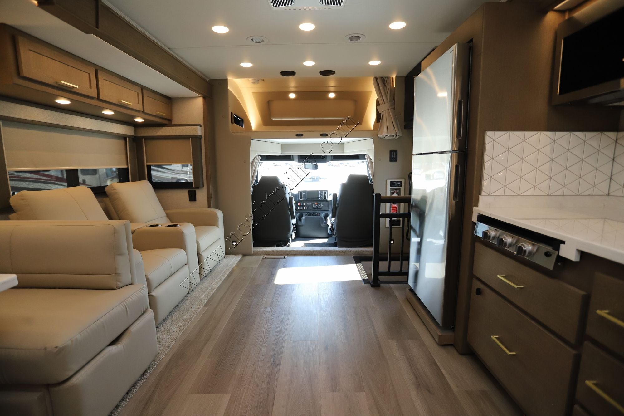 New 2026 Renegade Rv Valencia 39RB Super C  For Sale