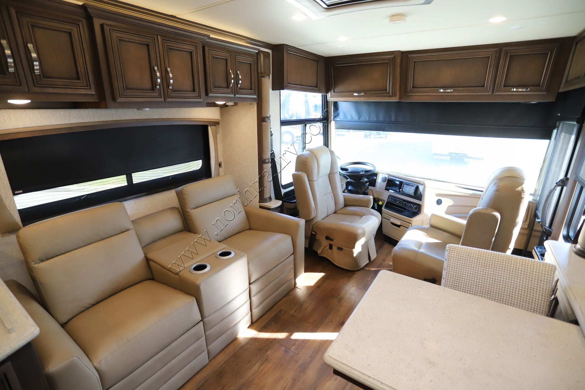 Used 2021 Newmar Kountry Star 3426 Class A  For Sale