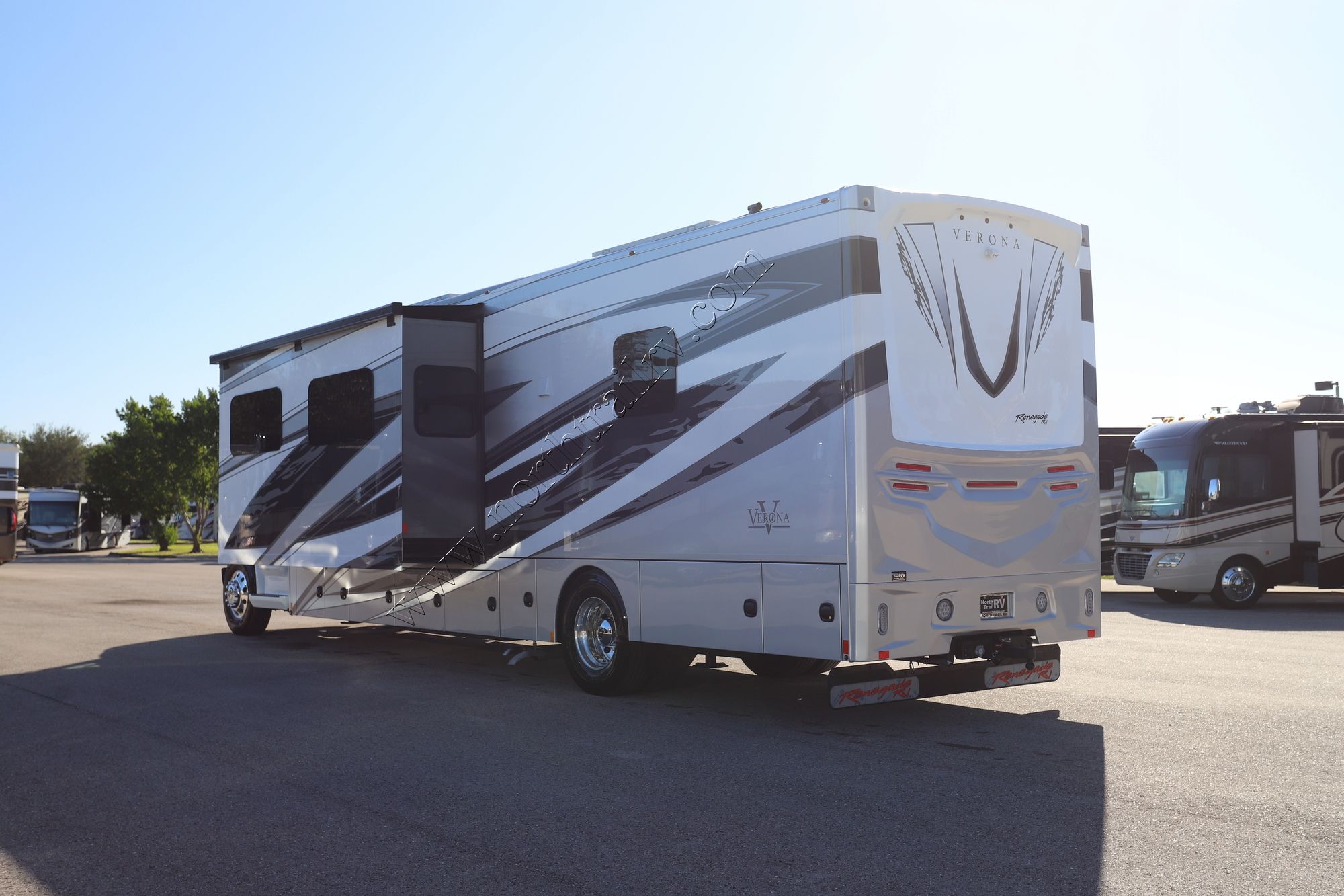 New 2026 Renegade Rv Verona 40VRB Super C  For Sale