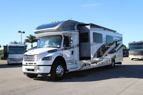 2026 Renegade Rv Verona 40VRB