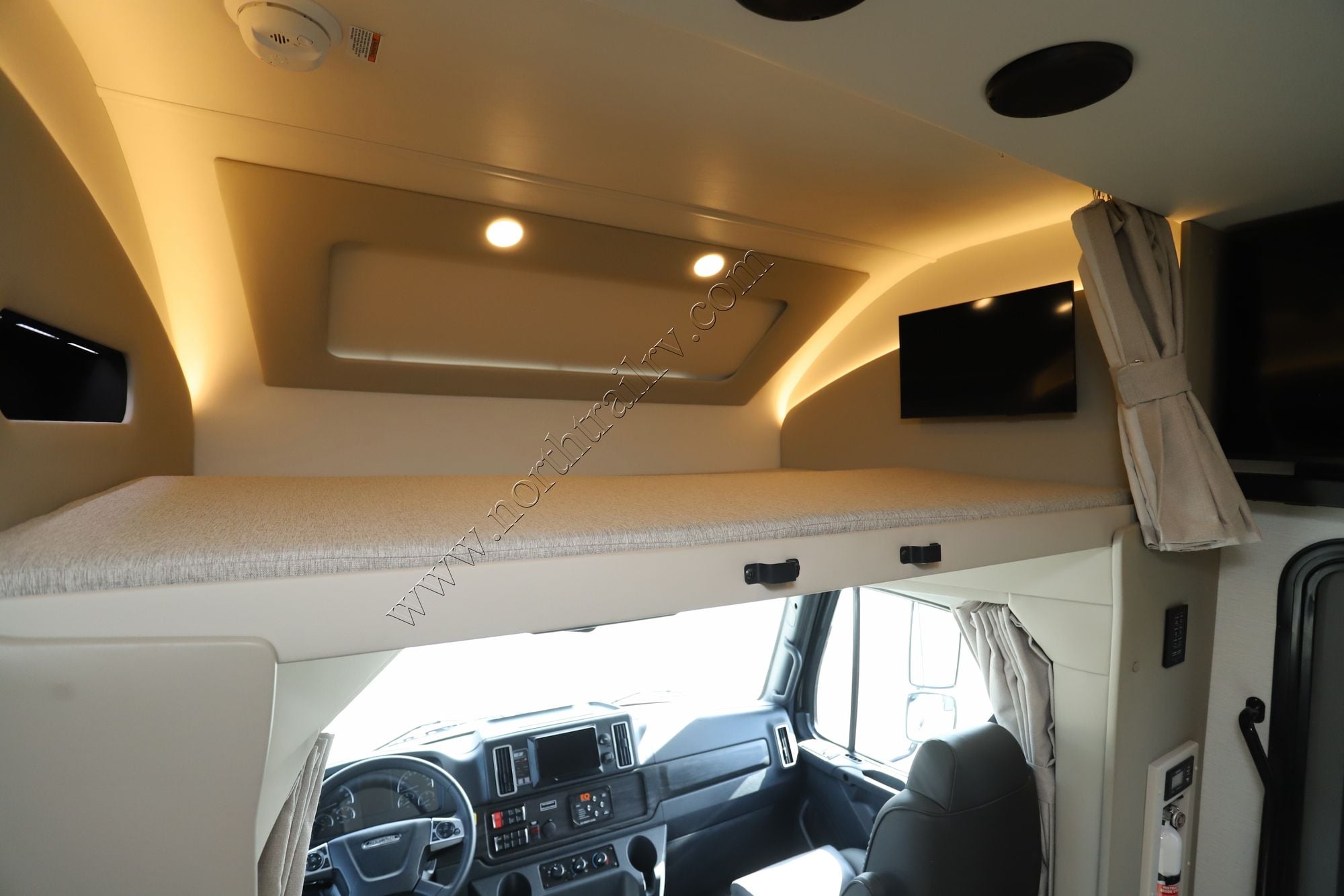 New 2026 Renegade Rv Valencia 39RB Super C  For Sale