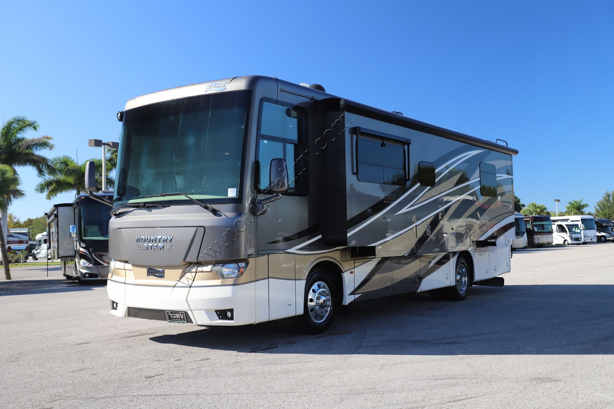 Used 2021 Newmar Kountry Star 3426 Class A  For Sale