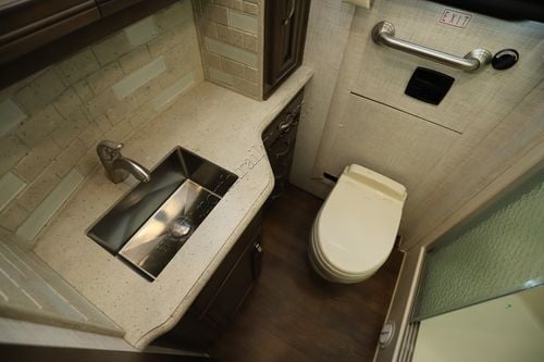 2021 Newmar Kountry Star 3426