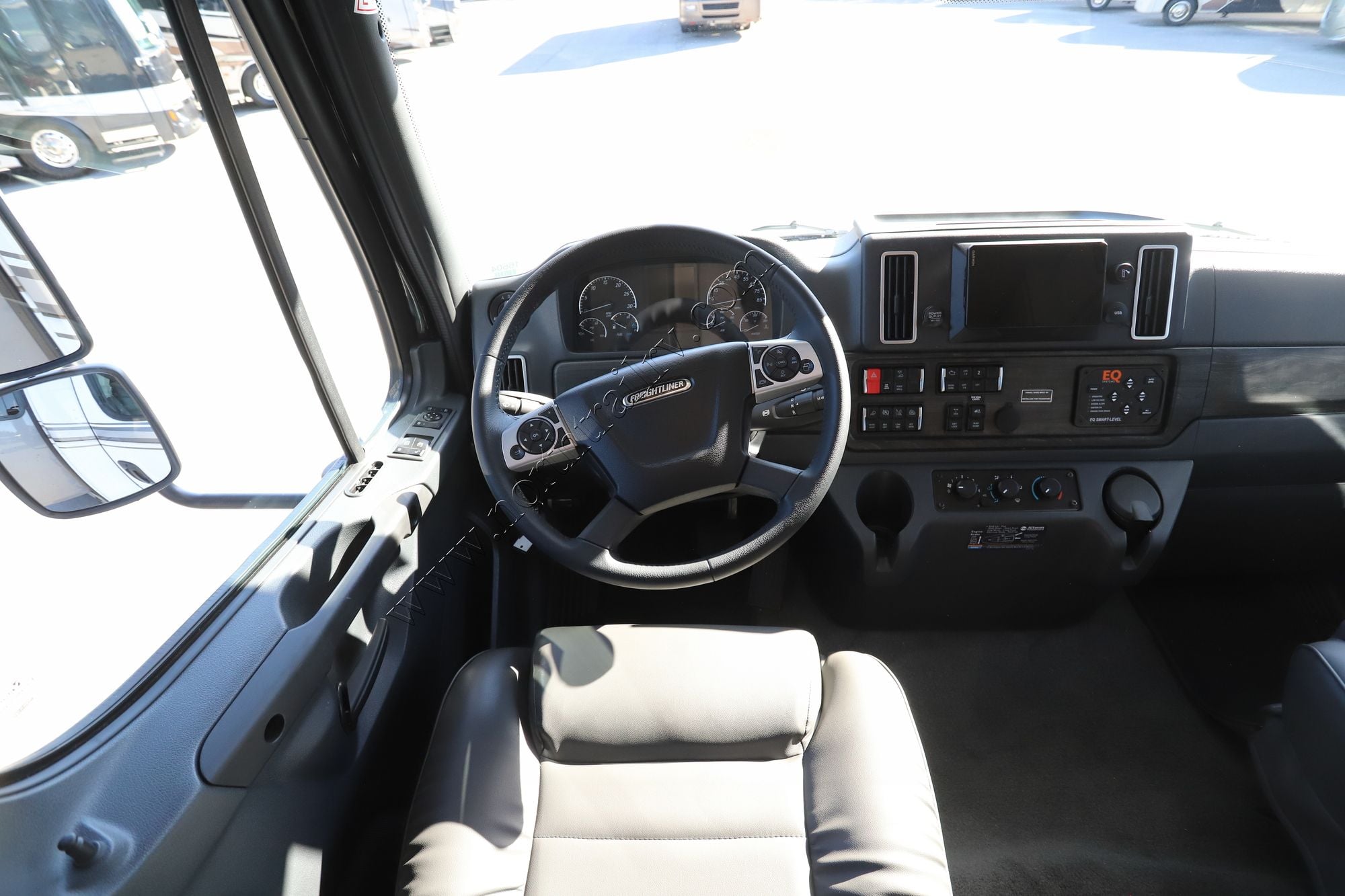 New 2026 Renegade Rv Verona 40VRB Super C  For Sale