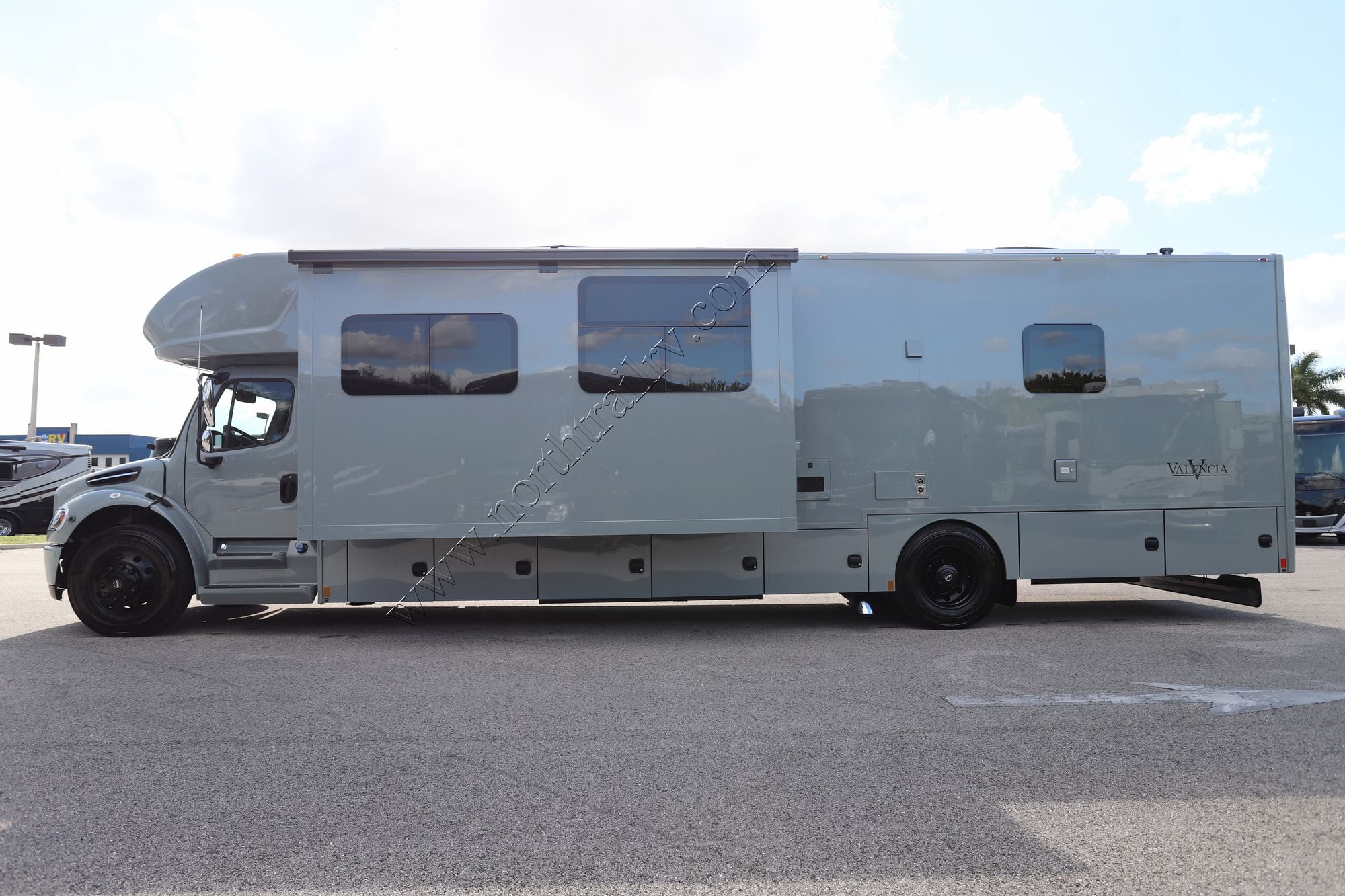 New 2026 Renegade Rv Valencia 39RB Super C  For Sale