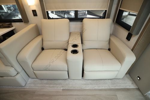 2026 Renegade Rv Valencia 39RB