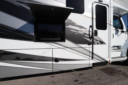 2026 Renegade Rv Verona 40VRB