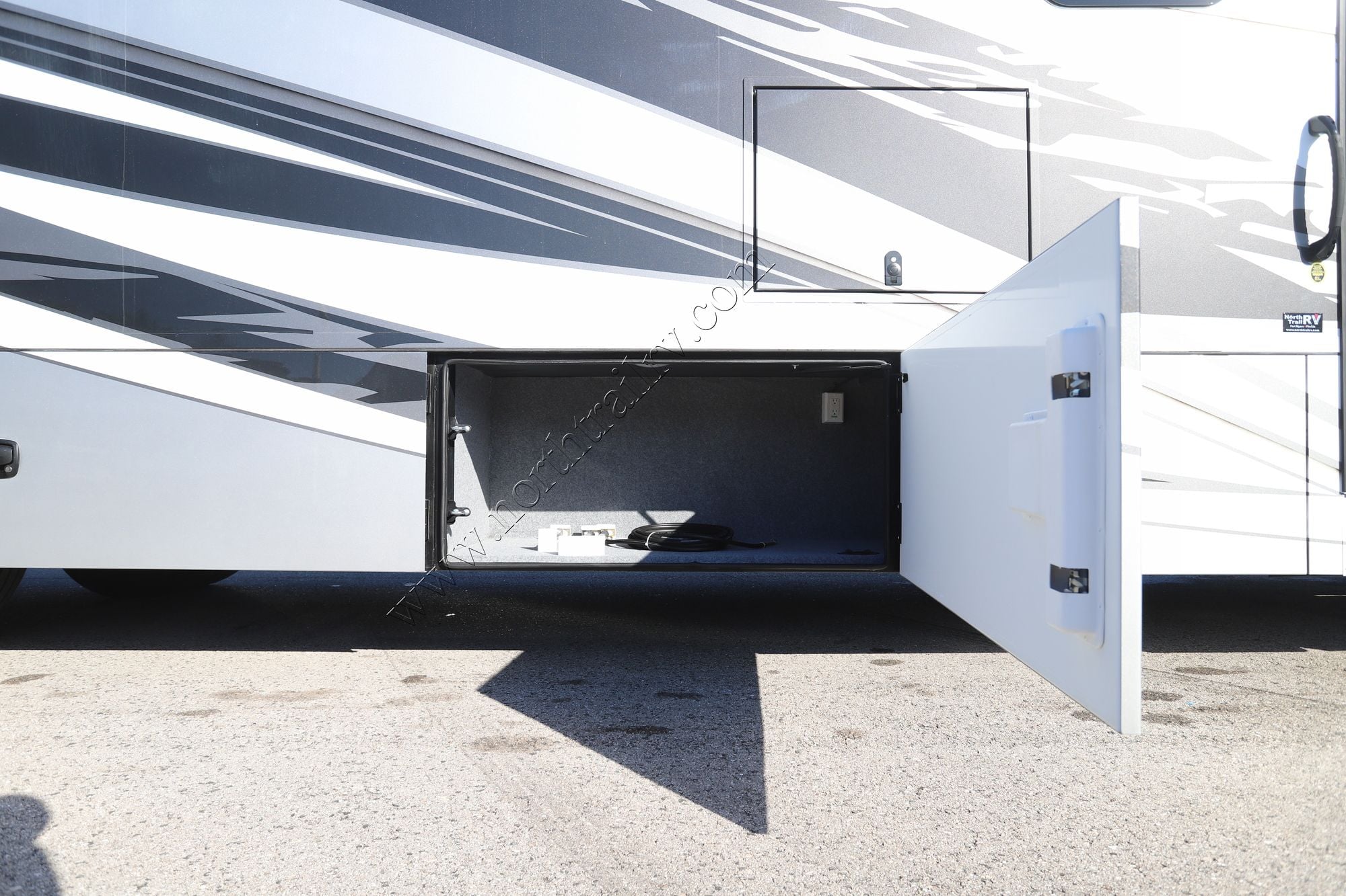 New 2026 Renegade Rv Verona 40VRB Super C  For Sale