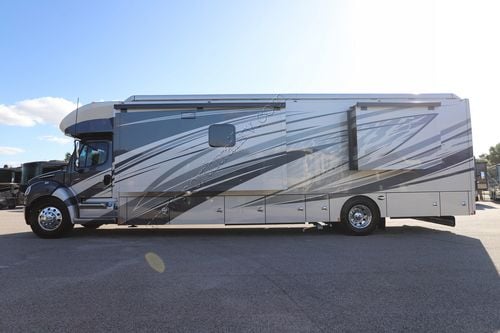 2025 Renegade Rv Verona Le 40LRB