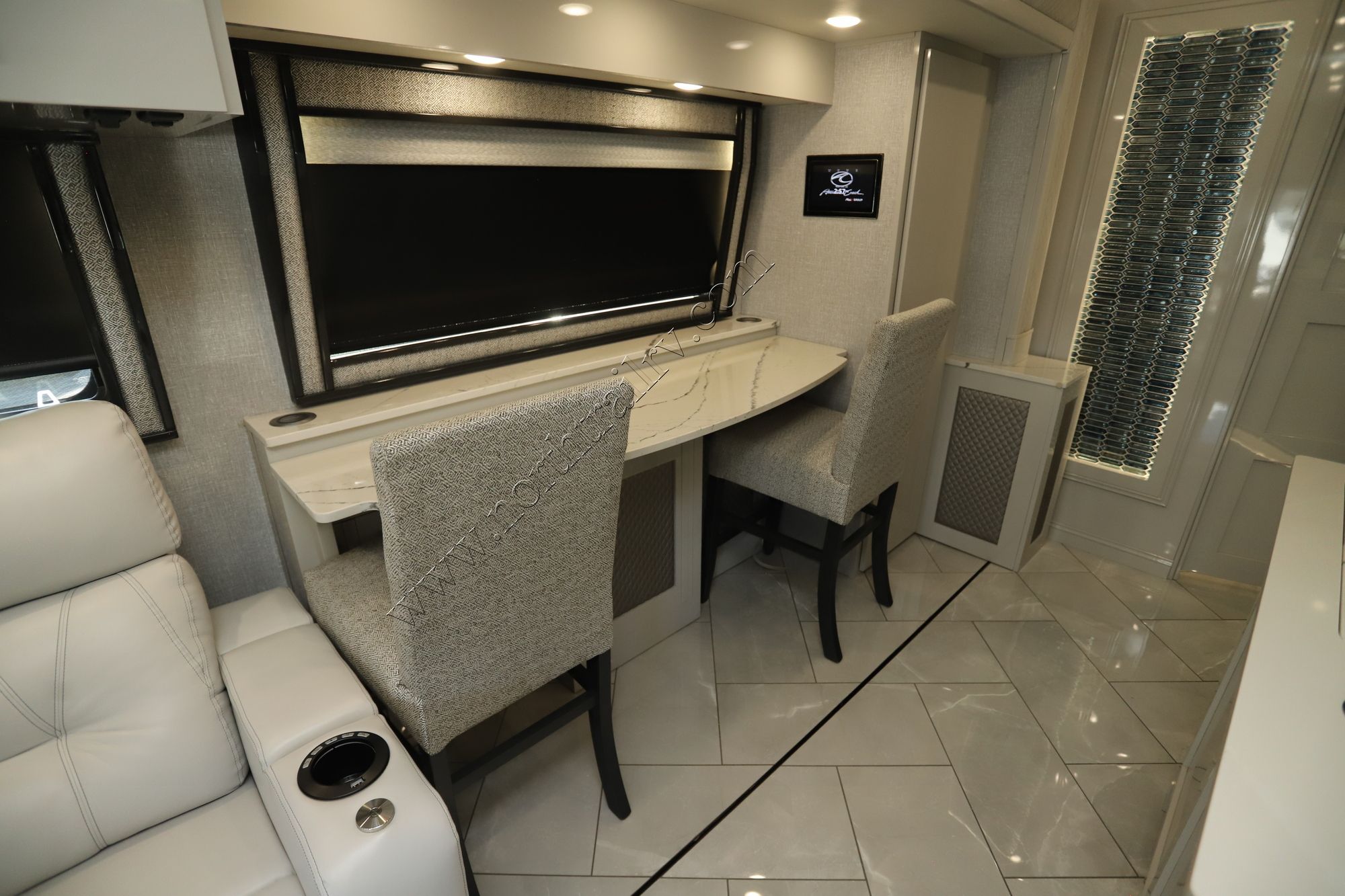 Used 2023 American Coach American Eagle 45E Class A  For Sale