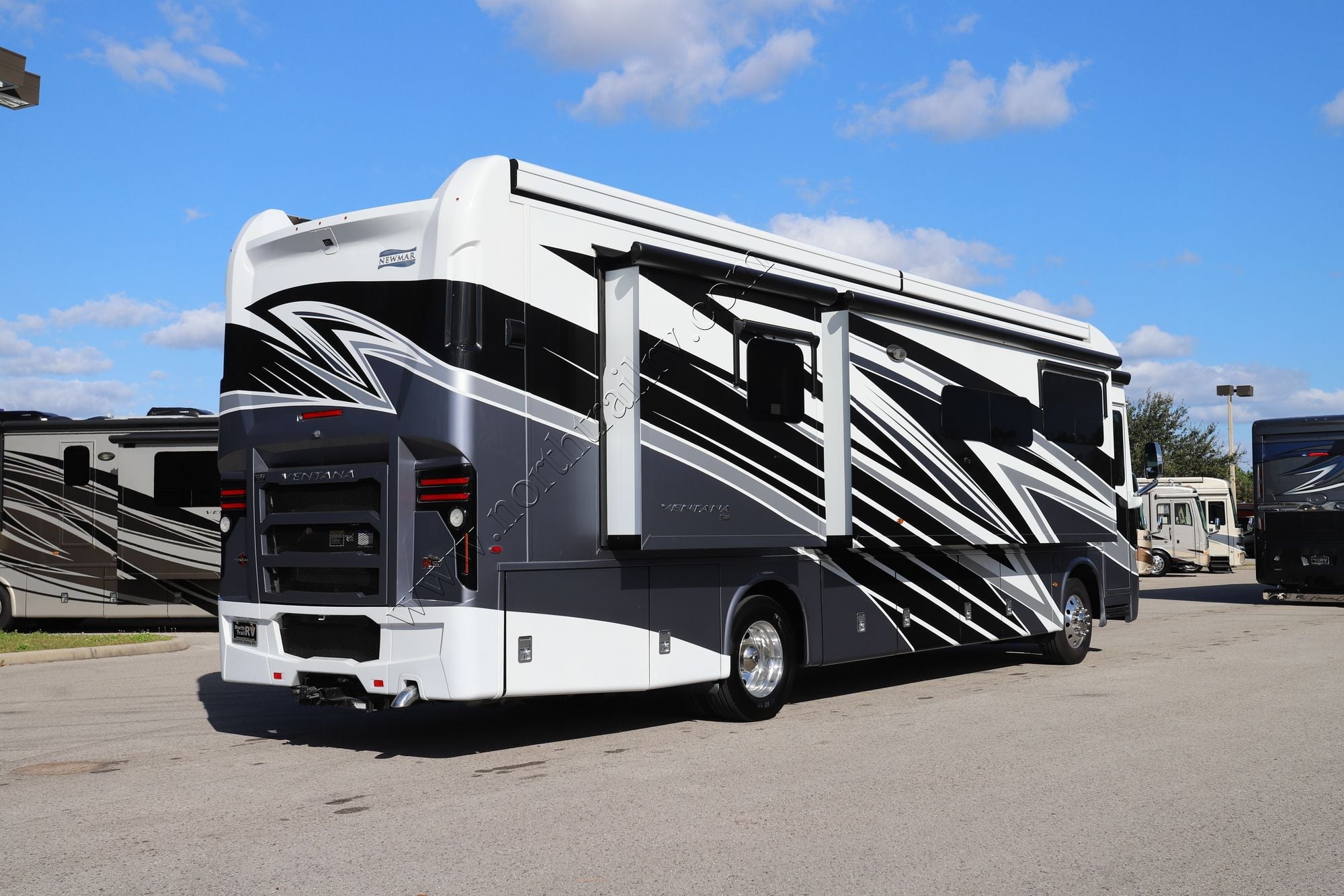 Used 2023 Newmar Ventana 3717 Class A  For Sale