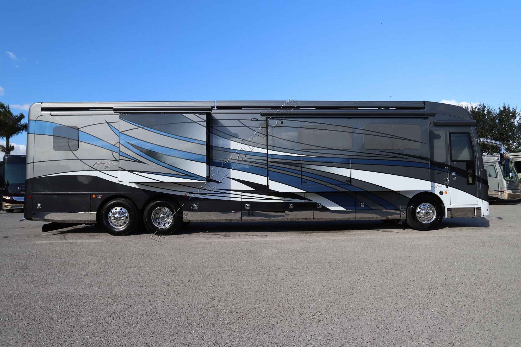 Used 2023 American Coach American Eagle 45E Class A  For Sale