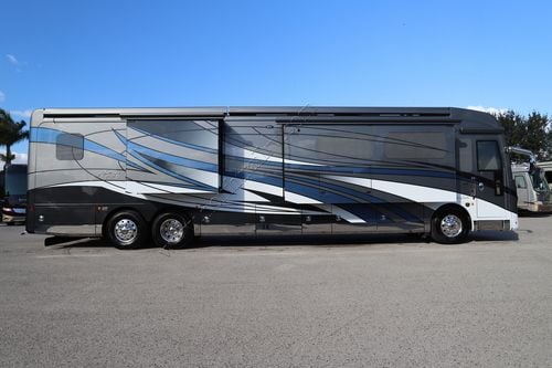 2023 American Coach American Eagle 45E