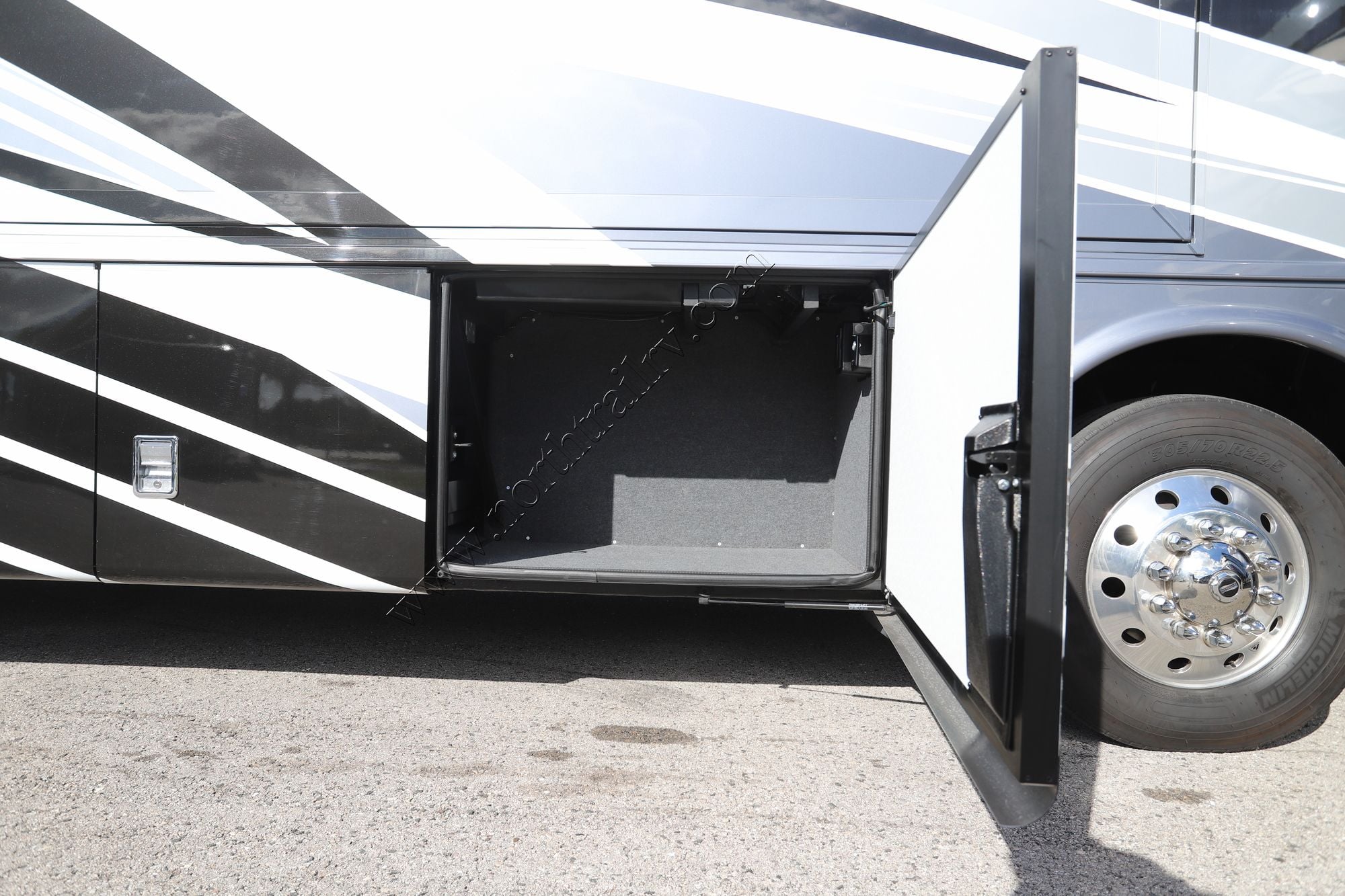 Used 2023 Newmar Ventana 3717 Class A  For Sale