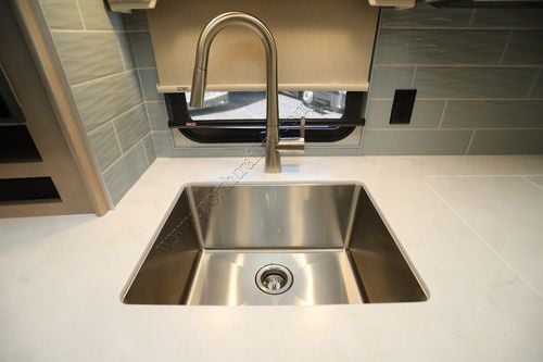 2025 Renegade Rv Verona Le 40LRB