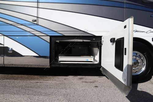 2023 American Coach American Eagle 45E