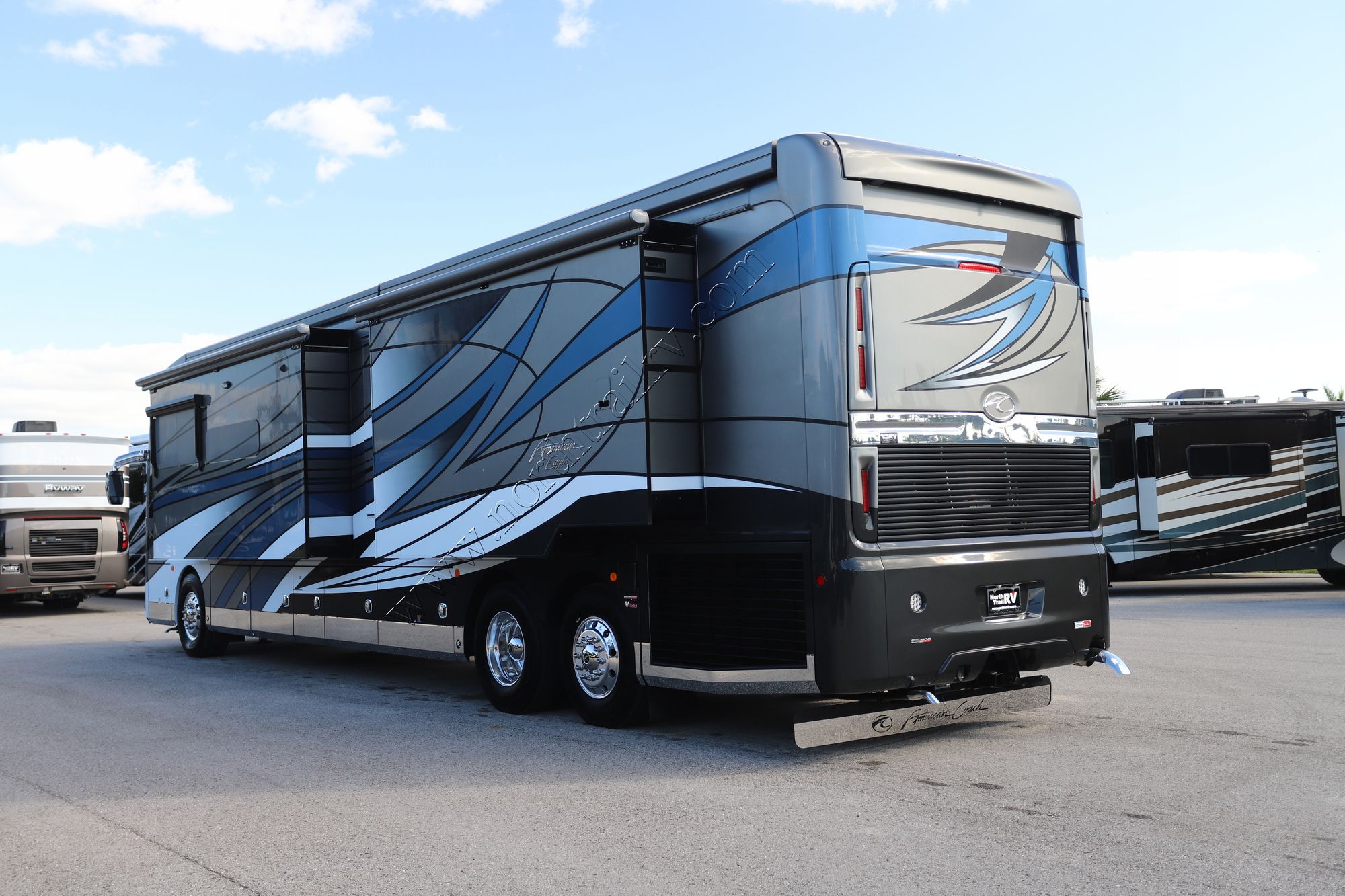 Used 2023 American Coach American Eagle 45E Class A  For Sale