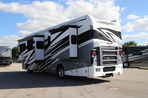 2023 Newmar Ventana 3717