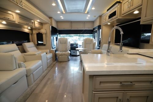 2023 Newmar Ventana 3717