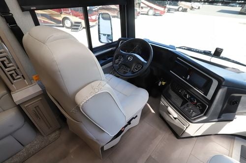 2023 Newmar Ventana 3717