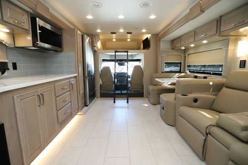 2025 Renegade Rv Verona Le 40LRB