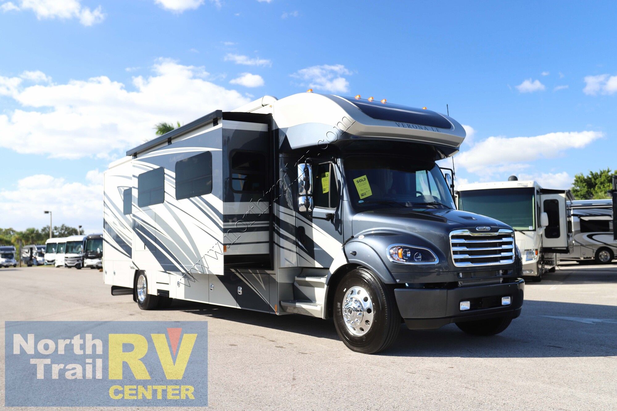 Used 2025 Renegade Rv Verona Le 40LRB Super C  For Sale