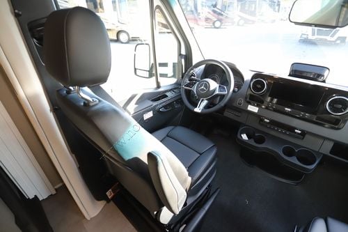 2026 Renegade Rv Vienna 25TBN