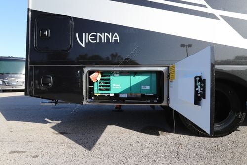 2026 Renegade Rv Vienna 25TBN