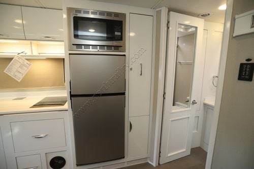 2026 Renegade Rv Vienna 25RML