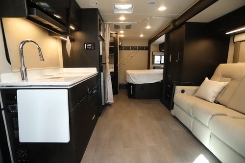 2026 Renegade Rv Vienna 25FWC