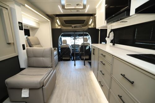 2026 Newmar Freedom Aire 2515