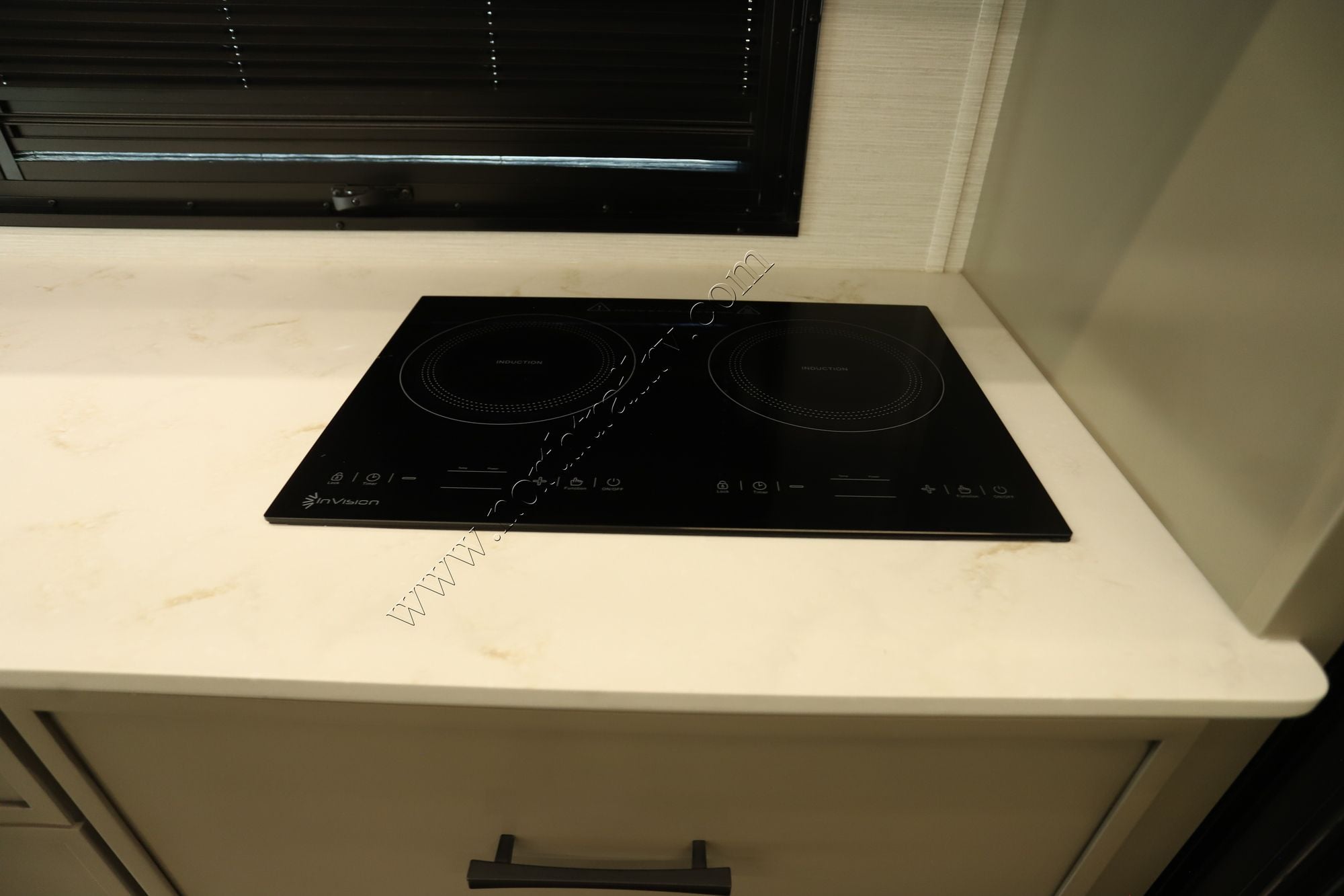 New 2026 Newmar Freedom Aire 2515 Class C  For Sale