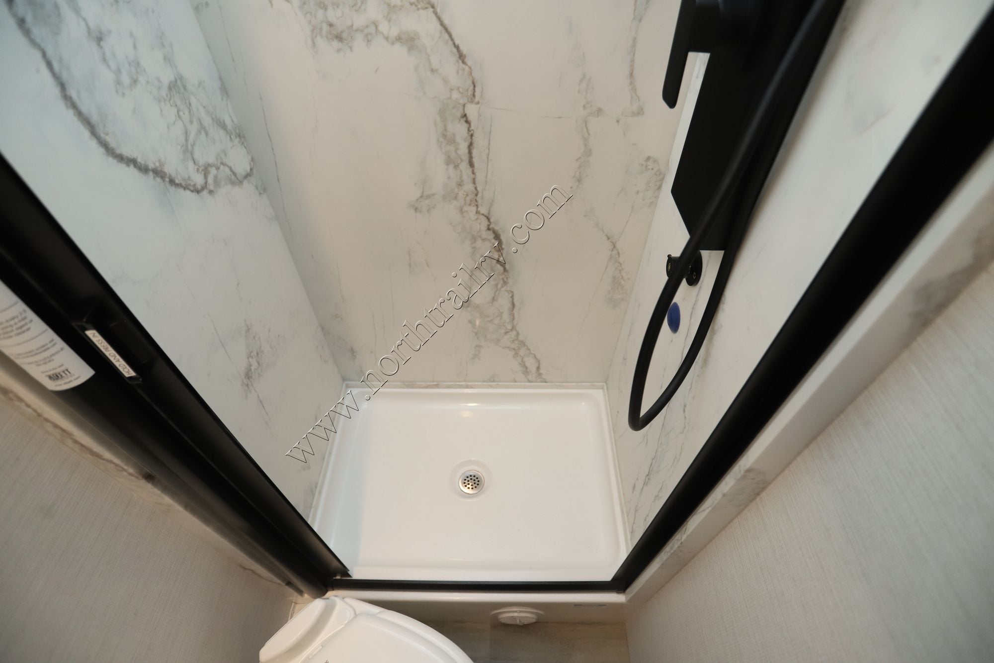 New 2026 Newmar Freedom Aire 2515 Class C  For Sale