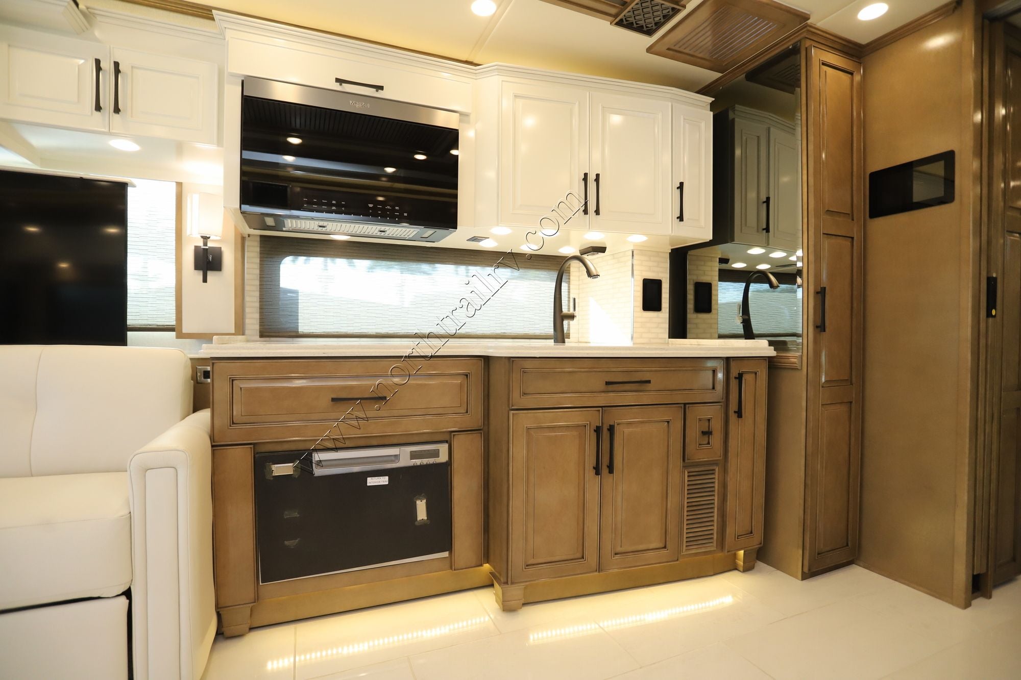 New 2026 Newmar London Aire 4540 Class A  For Sale