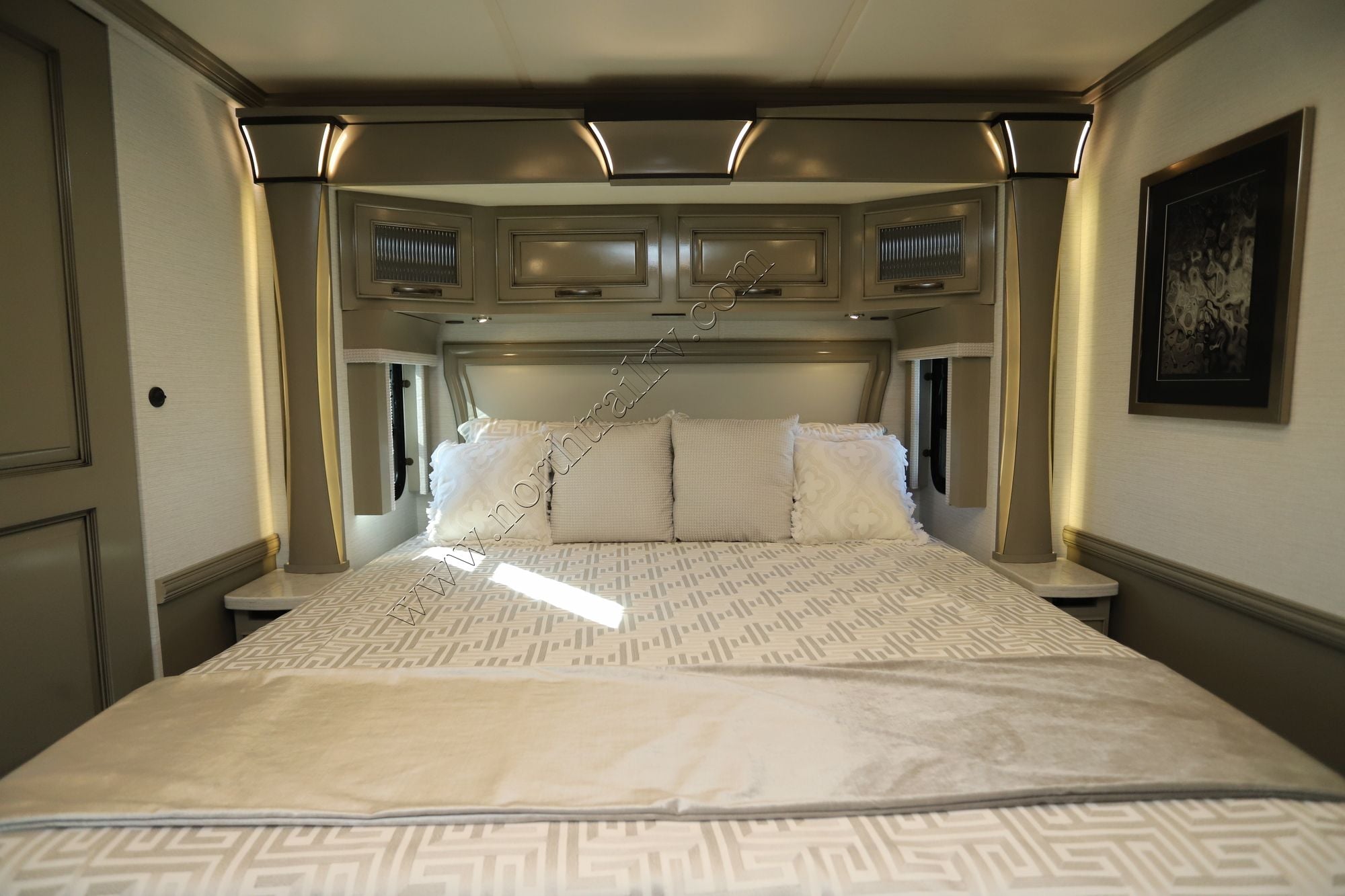 New 2026 Newmar Dutch Star 3836 Class A  For Sale