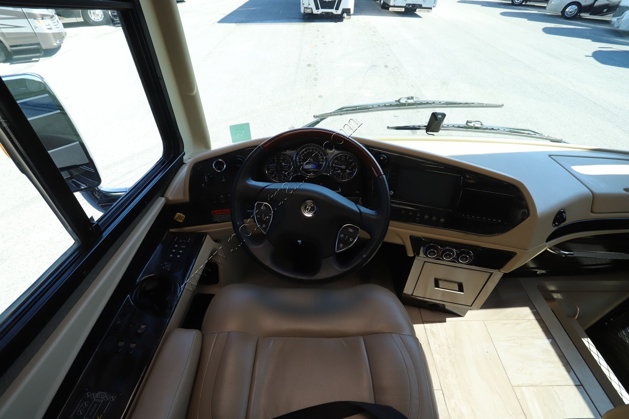 Used 2018 Tiffin Motor Homes Allegro Bus 37AP Class A  For Sale